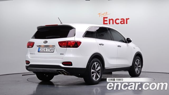 Kia Sorento Новый Diesel 2.0 2WD Luxury - фото 1