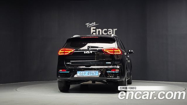 Kia Niro EV Noblesse - фото 3