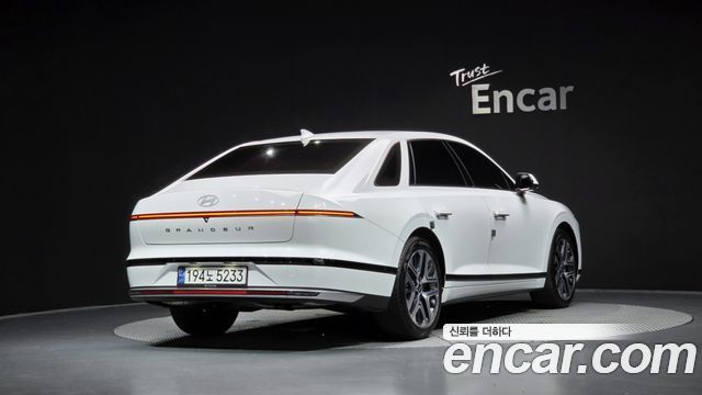 Hyundai Grandeur GN7 2,5 Gasoline 2WD Exclusive - фото 1