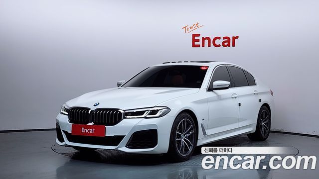 BMW 5-Series G30 520i M Sport - фото 0