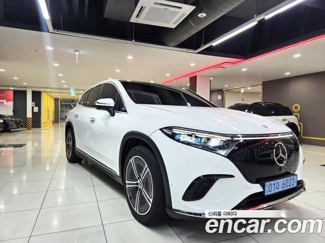 Mercedes-Benz EQS SUV EQS450 4MATIC - фото 1