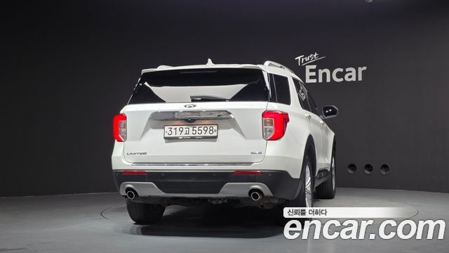 Ford Explorer 6-го поколения 2.3 LimIted 4WD - фото 3