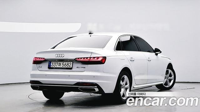 Audi A4 B9 40 TFSI - фото 1