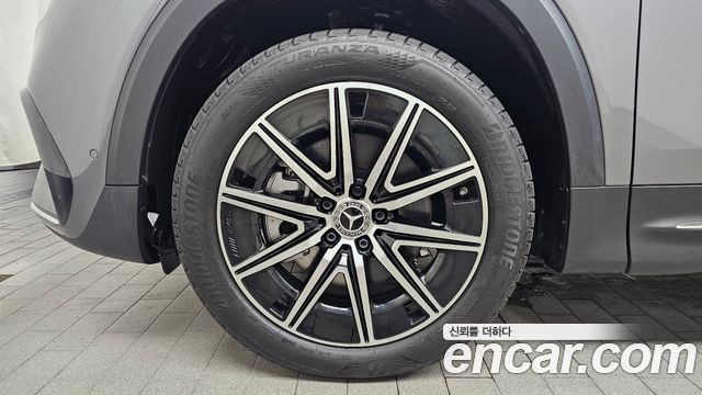 Mercedes-Benz EQB X243 EQB300 4MATIC AMG Line - фото 4