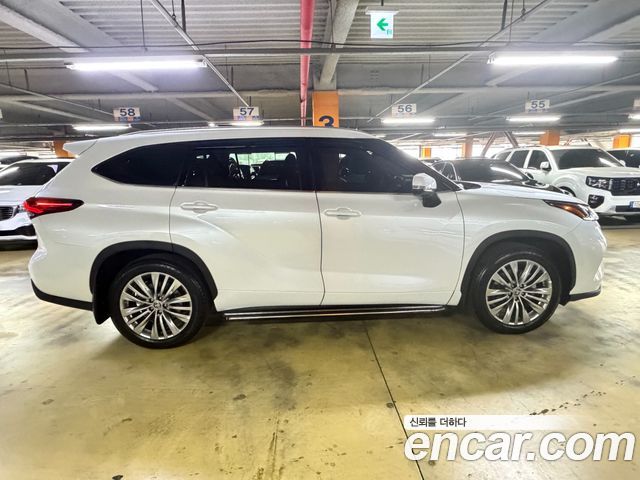 Toyota Highlander 4-го поколения 2.5 4WD Platimum - фото 4