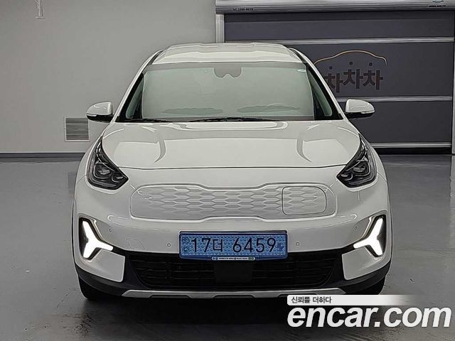 Kia Niro Earth - фото 1