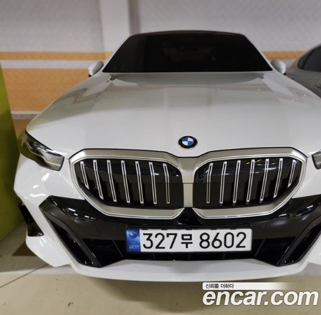 BMW 5-Series G60 520i M Sport - фото 0