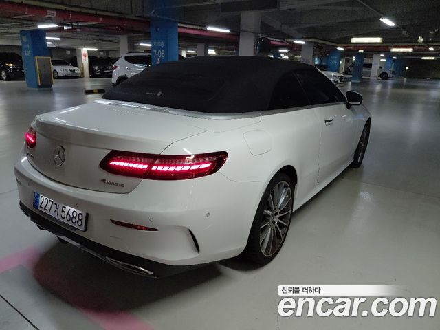 Mercedes-Benz E-Class W213 E450 4MATIC Cabriolet - фото 4