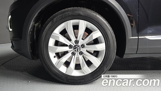 Volkswagen T-Roc 2.0 TDI Premium - фото 4