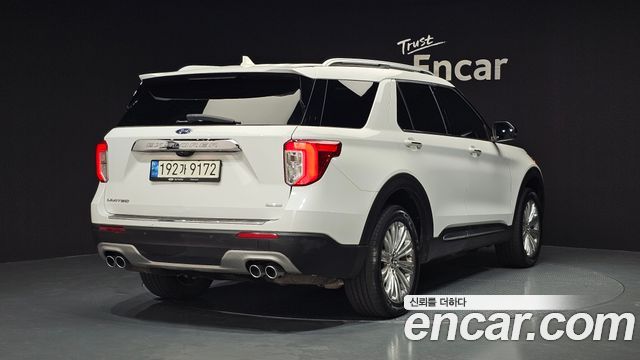 Ford Explorer 6-го поколения 3.0 PHEV - фото 1