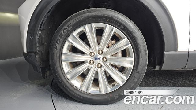 Ford Explorer 6-го поколения 3.0 PHEV - фото 4
