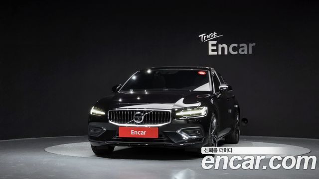 Volvo S60 3-го поколения B5 Inscription - фото 2