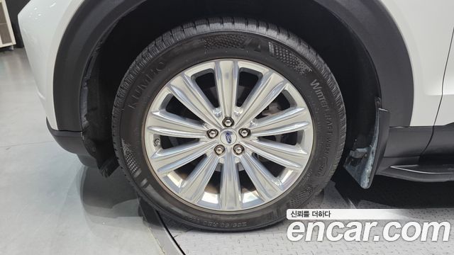 Ford Explorer 6-го поколения 2.3 LimIted 4WD - фото 4