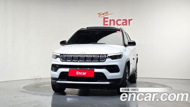 Jeep Compass 2-го поколения 2.4 Limitied AWD - фото 2