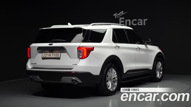 Ford Explorer 6-го поколения 2.3 LimIted 4WD - фото 1