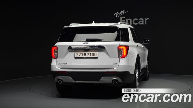 Ford Explorer 6-го поколения 2.3 LimIted 4WD - фото 3