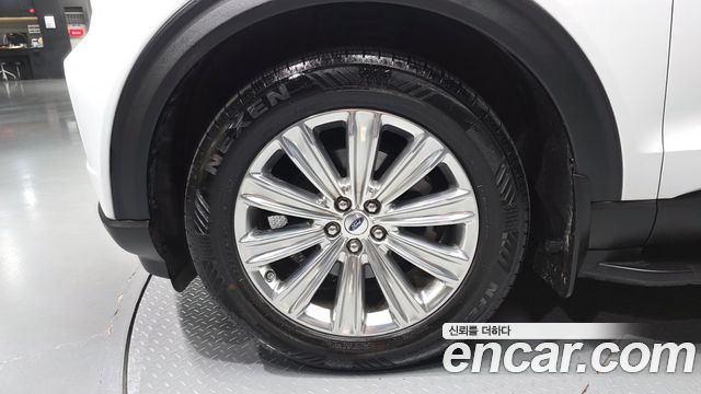 Ford Explorer 6-го поколения 2.3 LimIted 4WD - фото 4