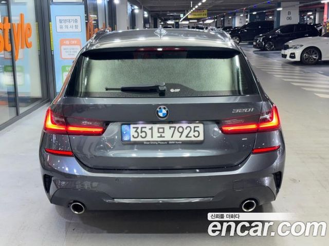 BMW 3-Series G20 320i Touring M Sports - фото 4