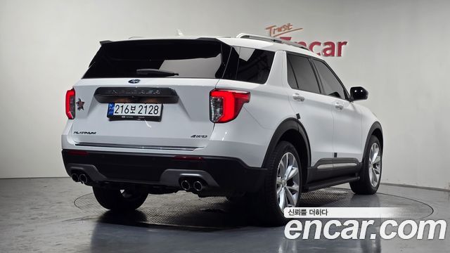Ford Explorer 6-го поколения 3.0 Platinum 4WD - фото 1