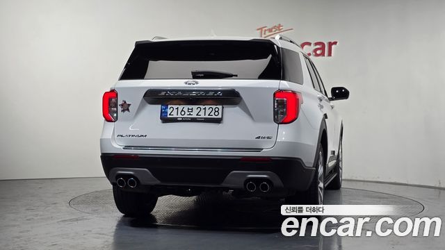 Ford Explorer 6-го поколения 3.0 Platinum 4WD - фото 3