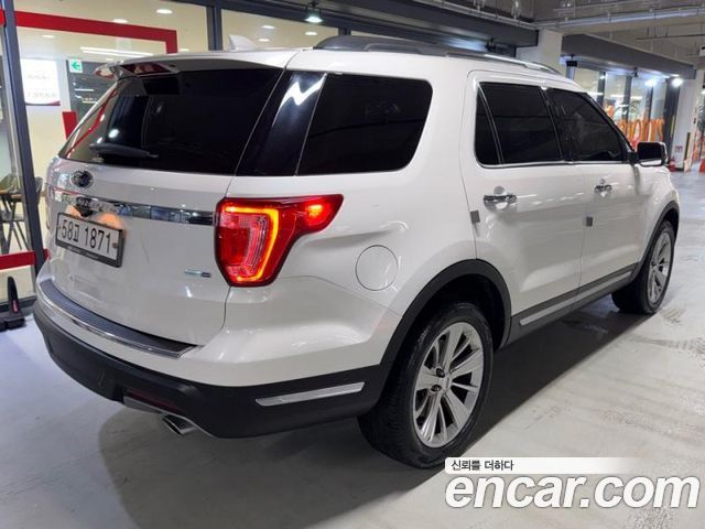 Ford Explorer 2.3 Limited 4WD 5th - фото 3