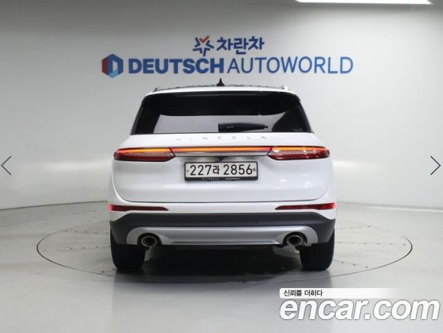 Lincoln Corsair 2.0 Reserve AWD - фото 3