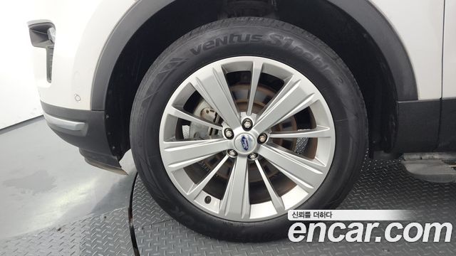 Ford Explorer 2.3 Limited 4WD 5th - фото 4