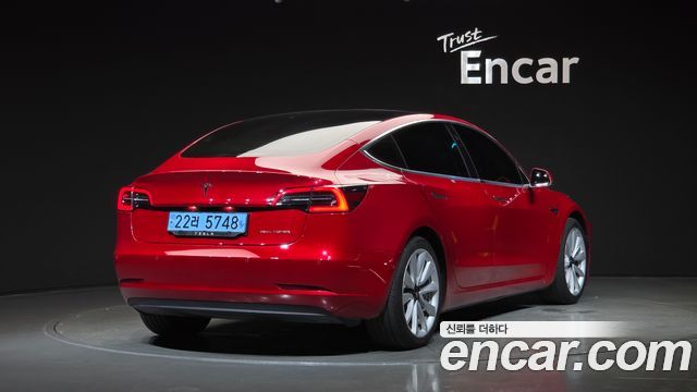 Tesla Model 3 Long Range AWD - фото 1