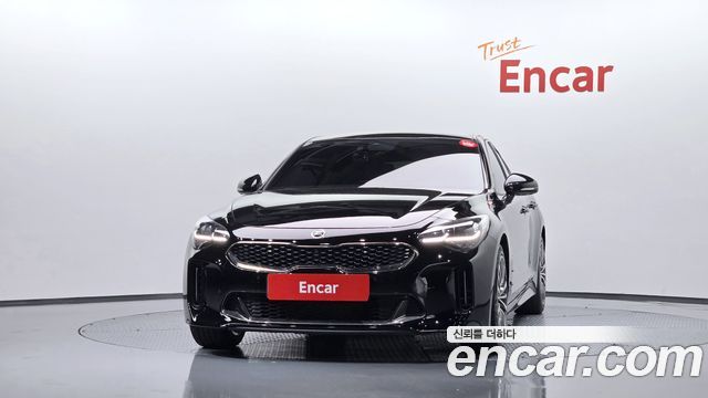 Kia Stinger 2.0 Turbo 2WD Platinum - фото 2