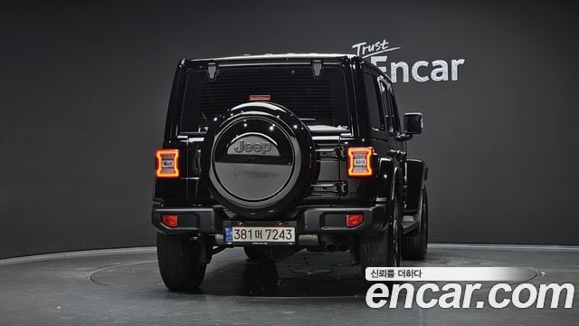Jeep Wrangler JL 2.0 Overland 4Door - фото 3