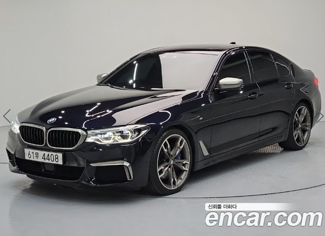 BMW 5-Series G30 M550d xDrive - фото 0
