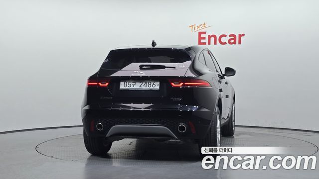 Jaguar E-PACE P250 S - фото 3