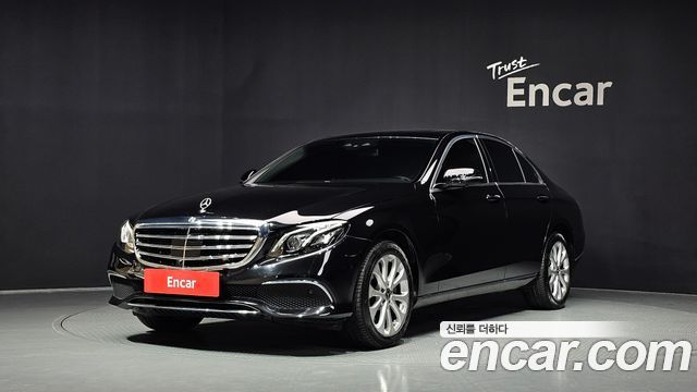 Mercedes-Benz E-Class W213 E300 4MATIC Exclusive - фото 0