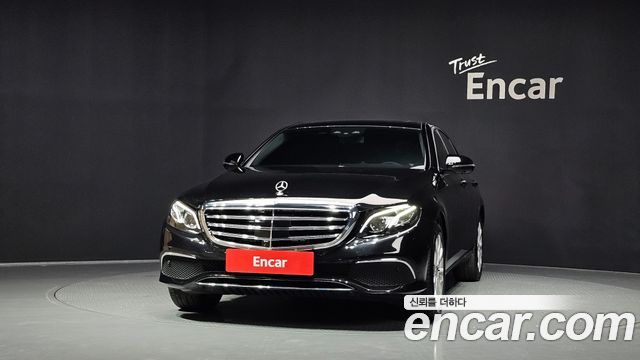 Mercedes-Benz E-Class W213 E300 4MATIC Exclusive - фото 2