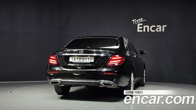 Mercedes-Benz E-Class W213 E300 4MATIC Exclusive - фото 3