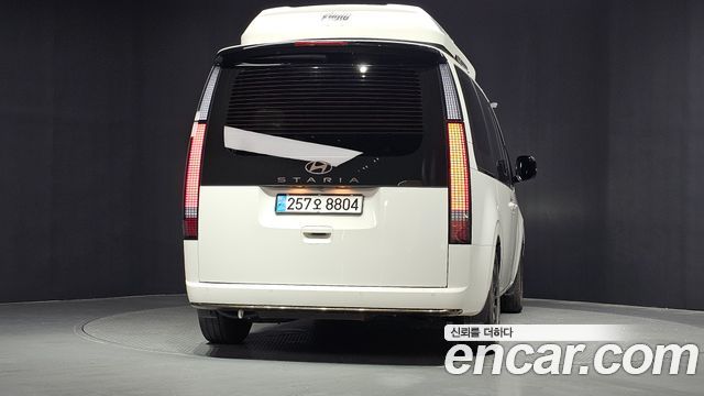 Hyundai Staria HEV 1.6 Lounge 9-Seater Inspiration - фото 3