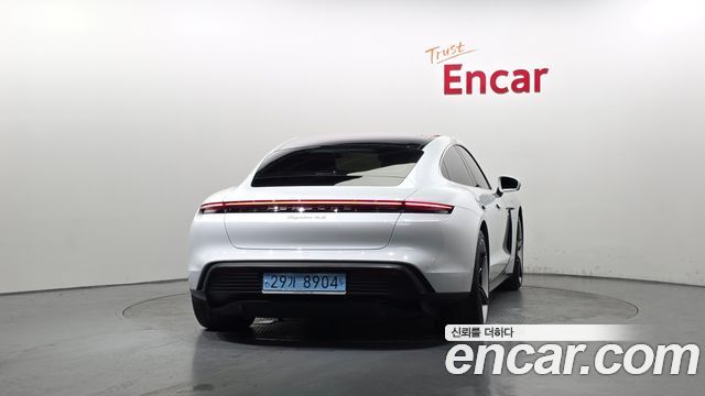 Porsche Taycan 4S - фото 3