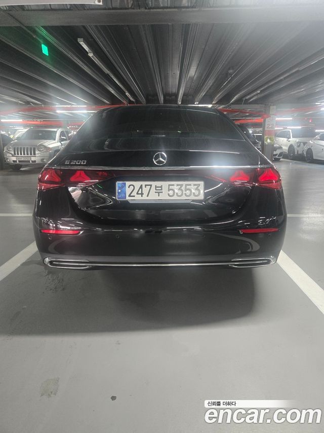 Mercedes-Benz E-Class W214 E200 Avantgarde - фото 3