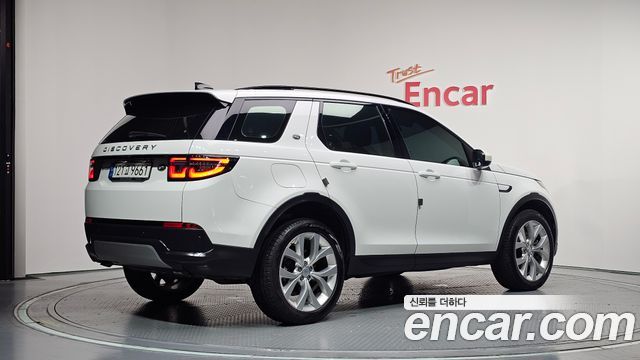 Land Rover Discovery Sport 2-го поколения P250 SE - фото 1