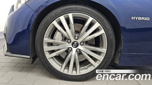 Infiniti Q50 3.5 Blue Sport Sensory - фото 4