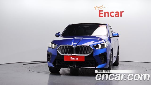 BMW iX2 U10 eDrive 20 M Sport - фото 2