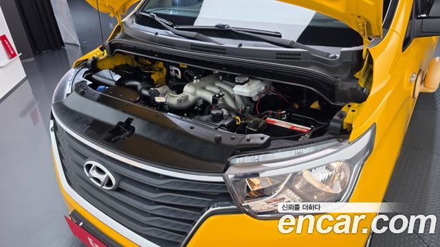 Hyundai Starex New School Bus LPi - фото 4