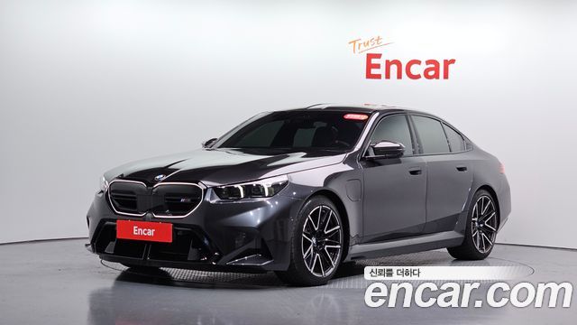 BMW M5 G90 M5 Sedan - фото 0