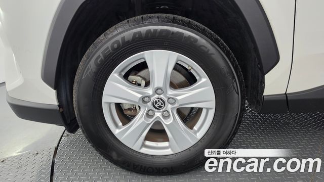 Toyota RAV4 5-го поколения 2.5 2WD Hybrid - фото 4