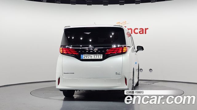 Toyota Alphard 4-го поколения 2.5 HEV Executive AWD - фото 3