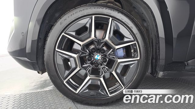 BMW XM G09 4.4 - фото 4