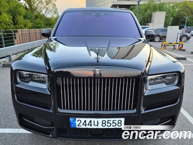 Rolls-Royce Cullinan 6.7 V12 Black Badge - фото 1
