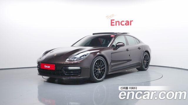 Porsche Panamera 3.0 AWD - фото 0