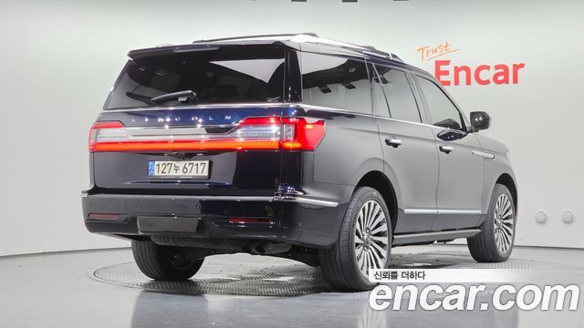 Lincoln Navigator 4-го поколения 3.5L - фото 1