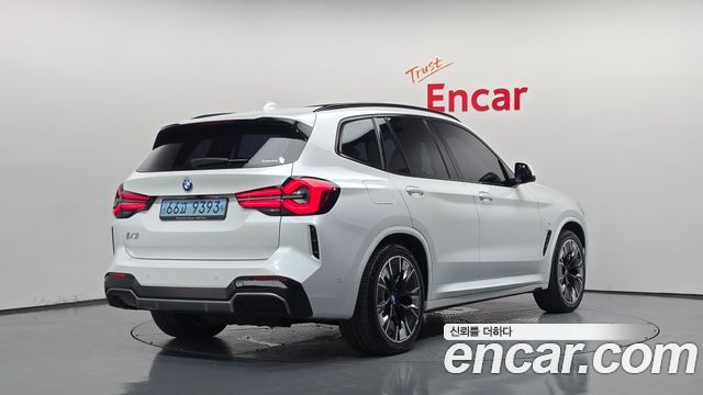 BMW iX3 M Sports - фото 1